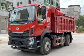 東風(fēng)柳汽新乘龍M3自卸車