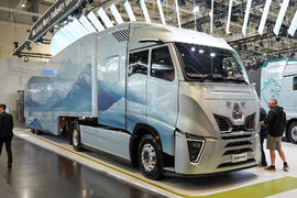 重汽黃河X7電動牽引車