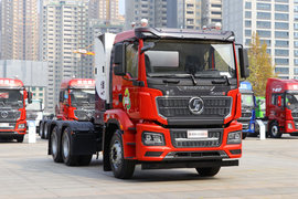 陜汽重卡德龍M3000S電動(dòng)牽引車