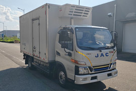 江淮駿鈴EV5電動冷藏車
