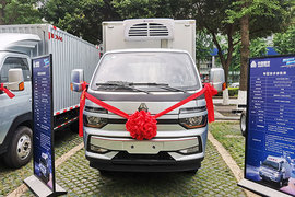重汽HOWO輕卡智相冷藏車
