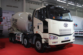 一汽解放J6P混凝土攪拌車