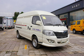 廈門金龍金威封閉貨車