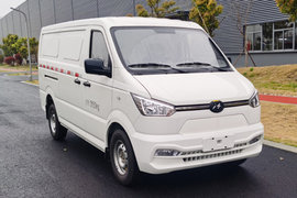 新吉奧帥凌電動(dòng)封閉廂貨