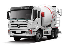 湖北大運(yùn)風(fēng)馳混凝土攪拌車
