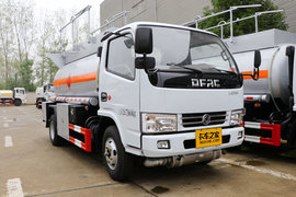 東風(fēng)多利卡D6油罐車