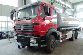 北奔V3油罐車