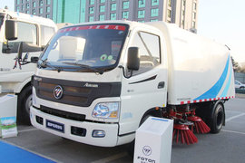 雷薩重機(jī)福田歐曼底盤(pán)掃路車(chē)