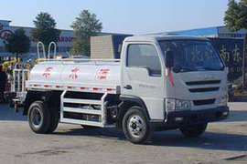 湖北江南(江特牌)躍進(jìn)底盤灑水車/噴灑車