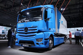 奔馳新Actros電動(dòng)冷藏車