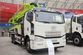 中聯(lián)重科一汽解放底盤泵車