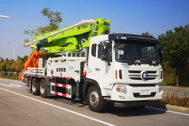 重汽王牌W5D泵車