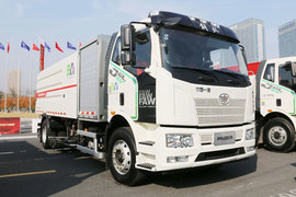 福建龍馬(福龍馬牌)一汽解放底盤掃路車
