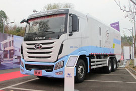 現(xiàn)代商用車創(chuàng)虎XCIENT清洗車