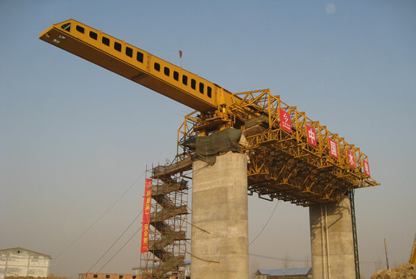 華中建機(jī) 配件